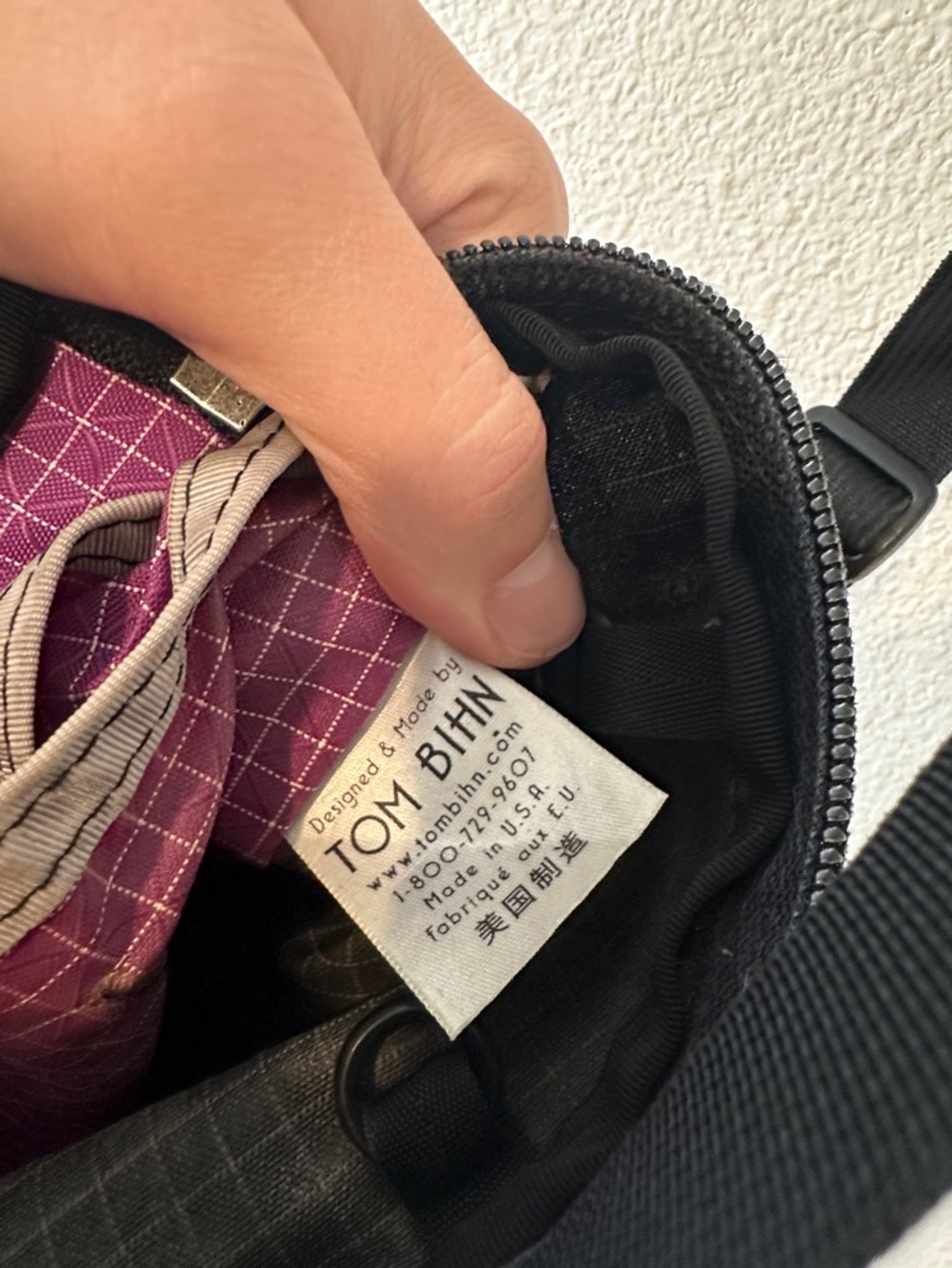 Tom Bihn Side Kick Crossbody Bag - Picture 11 of 11